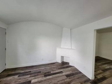 Main picture of 733 Mynster St