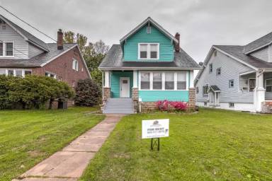 Main picture of 3619 White Ave