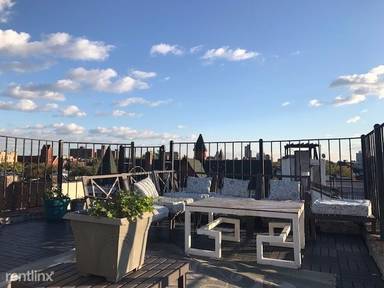 Main picture of 352 Myrtle Ave