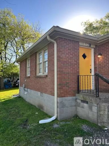 Main picture of 572 Annex Ct