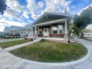 Main picture of 201 W Whiting Ave