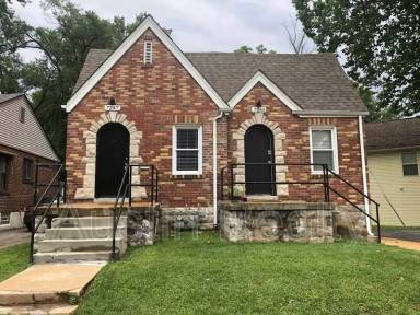 Main picture of 7247 Bruno Ave
