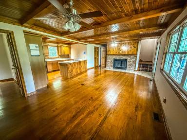 Main picture of 27100 Stull Rd