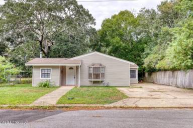 Main picture of 1229 Oliver St