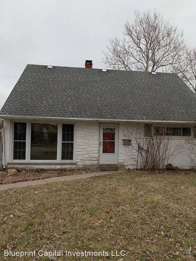 Main picture of 17153 Oakwood Ave