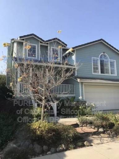 Main picture of 587 Skypark Dr