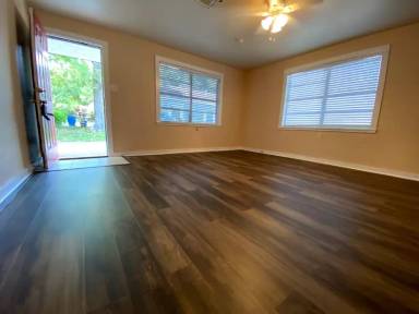 Main picture of 119 Louis Davis Dr