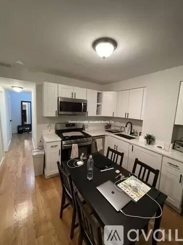 Main picture of 13 Margaret St