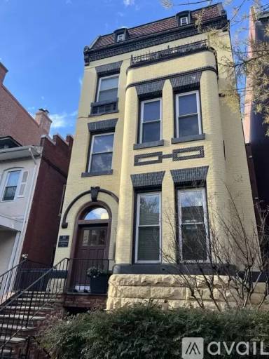 Main picture of 1451 Harvard St NW