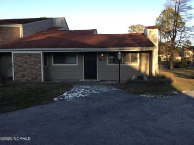 Main picture of 19 Quarterdeck Townes