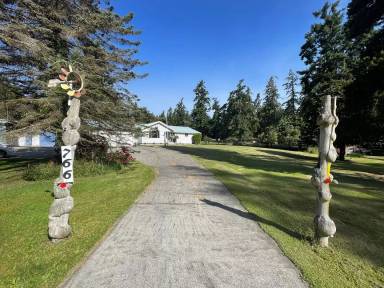 Main picture of 766 Scheer Ln