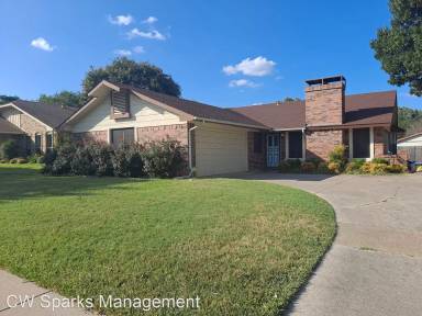 Main picture of 2317 Sequoia Ln