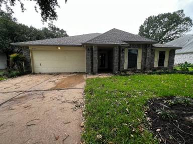 Main picture of 16503 Crossfield Dr