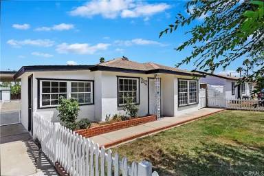 Main picture of 5891 Chapel St