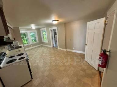 Main picture of 11 Orange St