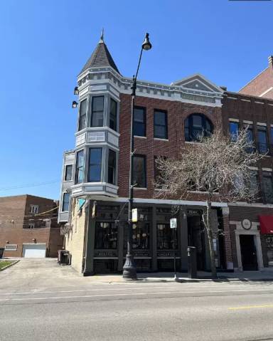 Main picture of 2624 N Lincoln Ave
