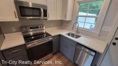 Main picture of 220 S Jeff Davis Dr