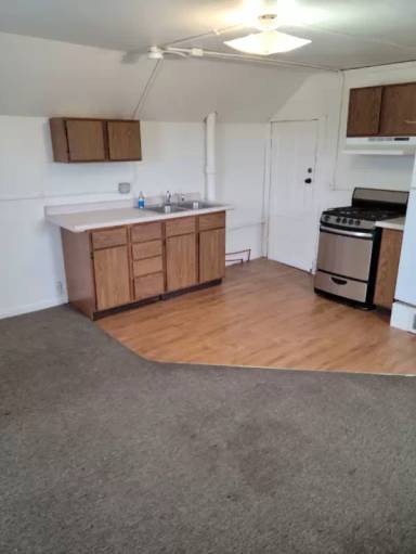 Main picture of 324 N Dewey St