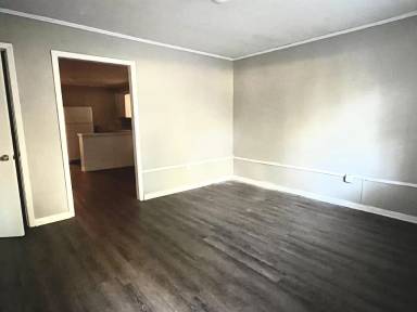 Main picture of 2028 Colorado St