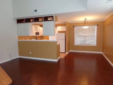 Main picture of 719 Sunseeker Dr