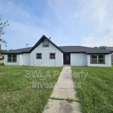 Main picture of 368 Vanessa Ave
