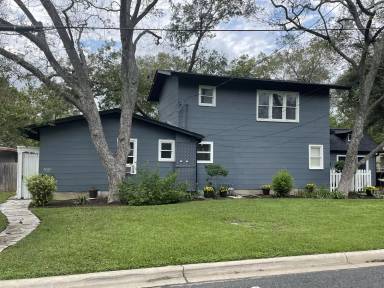 Main picture of 1402 Laurel St