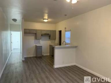 Main picture of 4913 1/2 S Normandie Ave