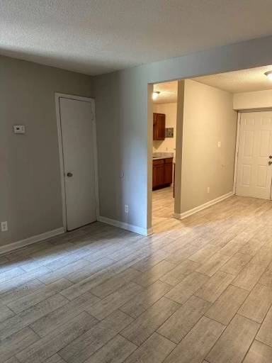 Main picture of 3615 Glenwood Dr
