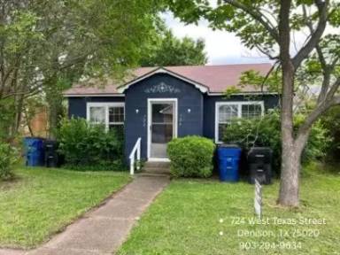 Main picture of 724 W Texas St