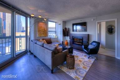 Main picture of 16 W Grand Ave