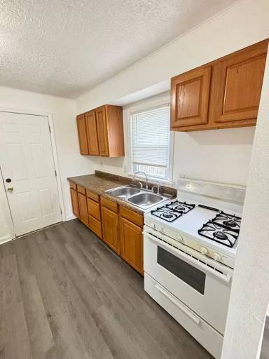 Main picture of 418 N High St