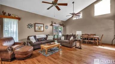 Main picture of 1229 S Park Ave