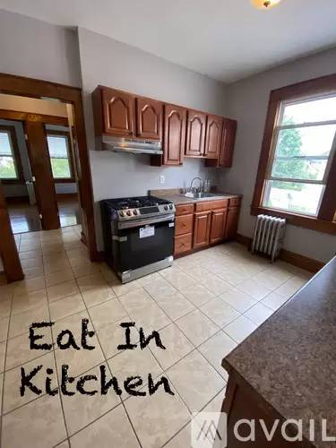 Main picture of 39 Devon St
