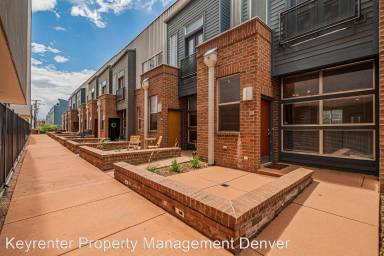 Main picture of 1473 27th St