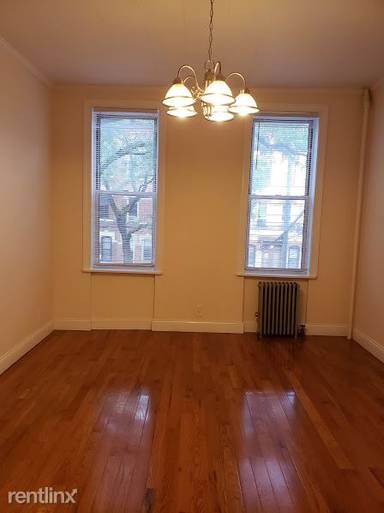 Main picture of 1709 Himrod St