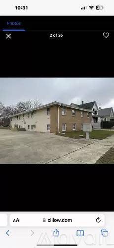 Main picture of 564 N Indiana Ave