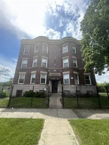 Main picture of 7220 S Harvard Ave