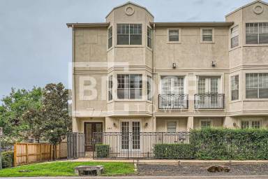 Main picture of 101 Detering St