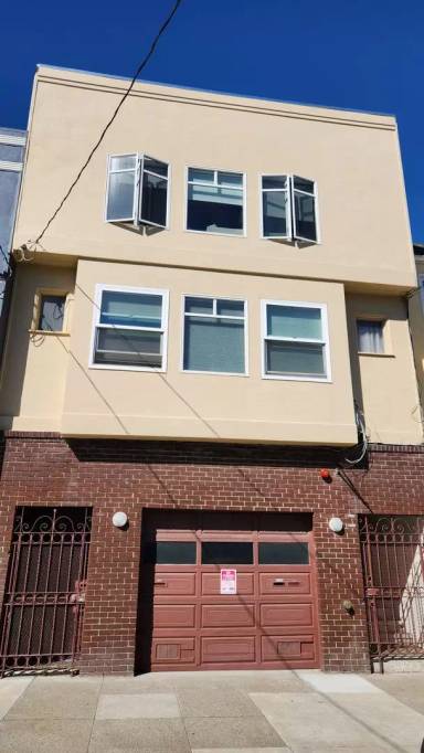 Main picture of 2626 Clement St