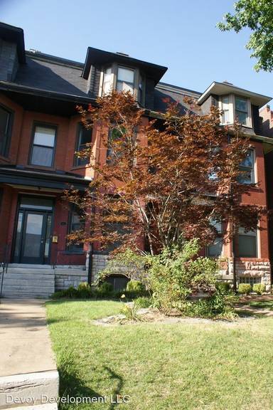 Main picture of 4131 Laclede Ave