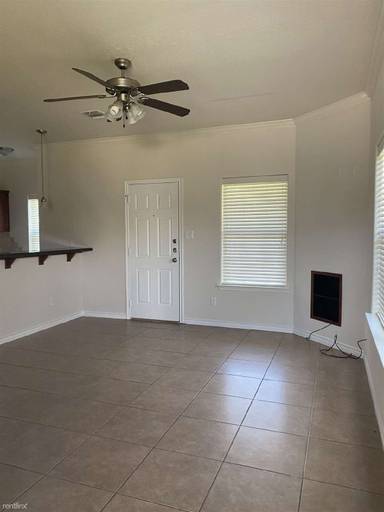 Main picture of 4405 Reveille Rd