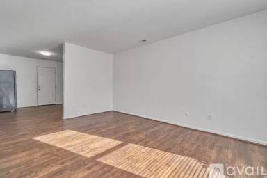 Main picture of 6360 Chesapeake Blvd