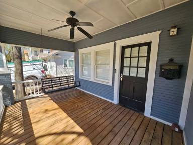 Main picture of 6263 Belmont Ave