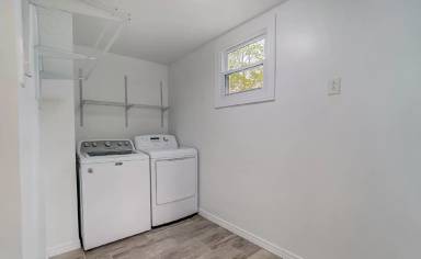 Main picture of 529 N Madriver St