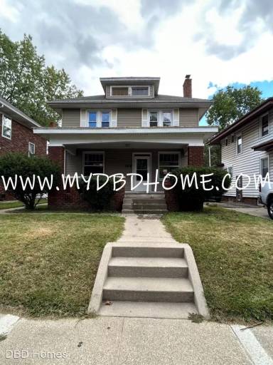 Main picture of 729 Kinsmoor Ave