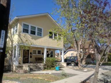Main picture of 312 E Columbia St