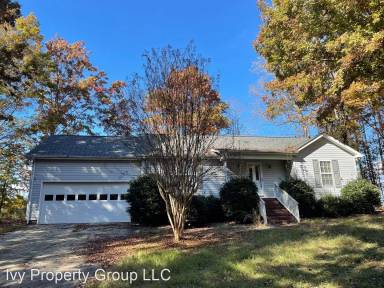 Main picture of 8000 Parkview Ln