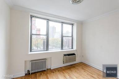 Main picture of 657 2nd Ave