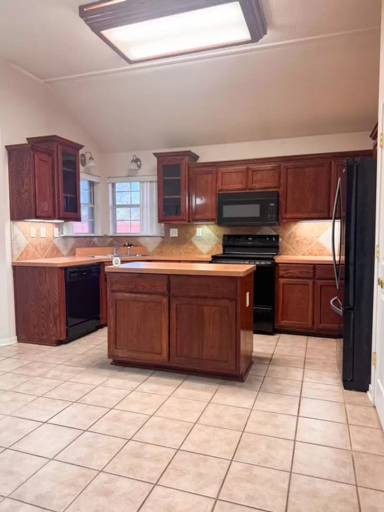Main picture of 3003 Bachelor Button Blvd
