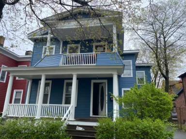 Main picture of 48 Lyon St